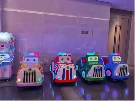 Mini Train Scooter Aircraft Co - Coin Operated Kiddie Ride のレビューと価格