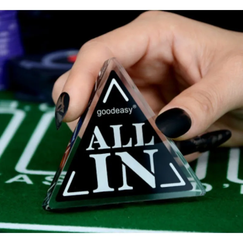 Texas Hold'em House Code Posit - Arcade Card Vending Machine のレビューと価格