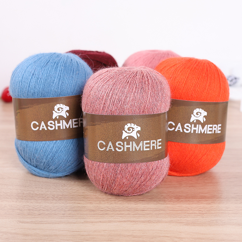 6 Skeins of Yarn, Cashmere Yar - Skee Ball Arcade のレビューと価格